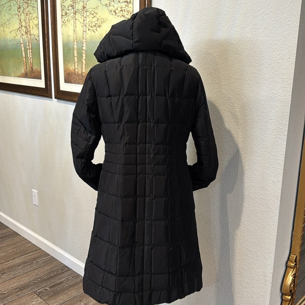 Authentic Burberry Coat with hood - Picture 5 of 15